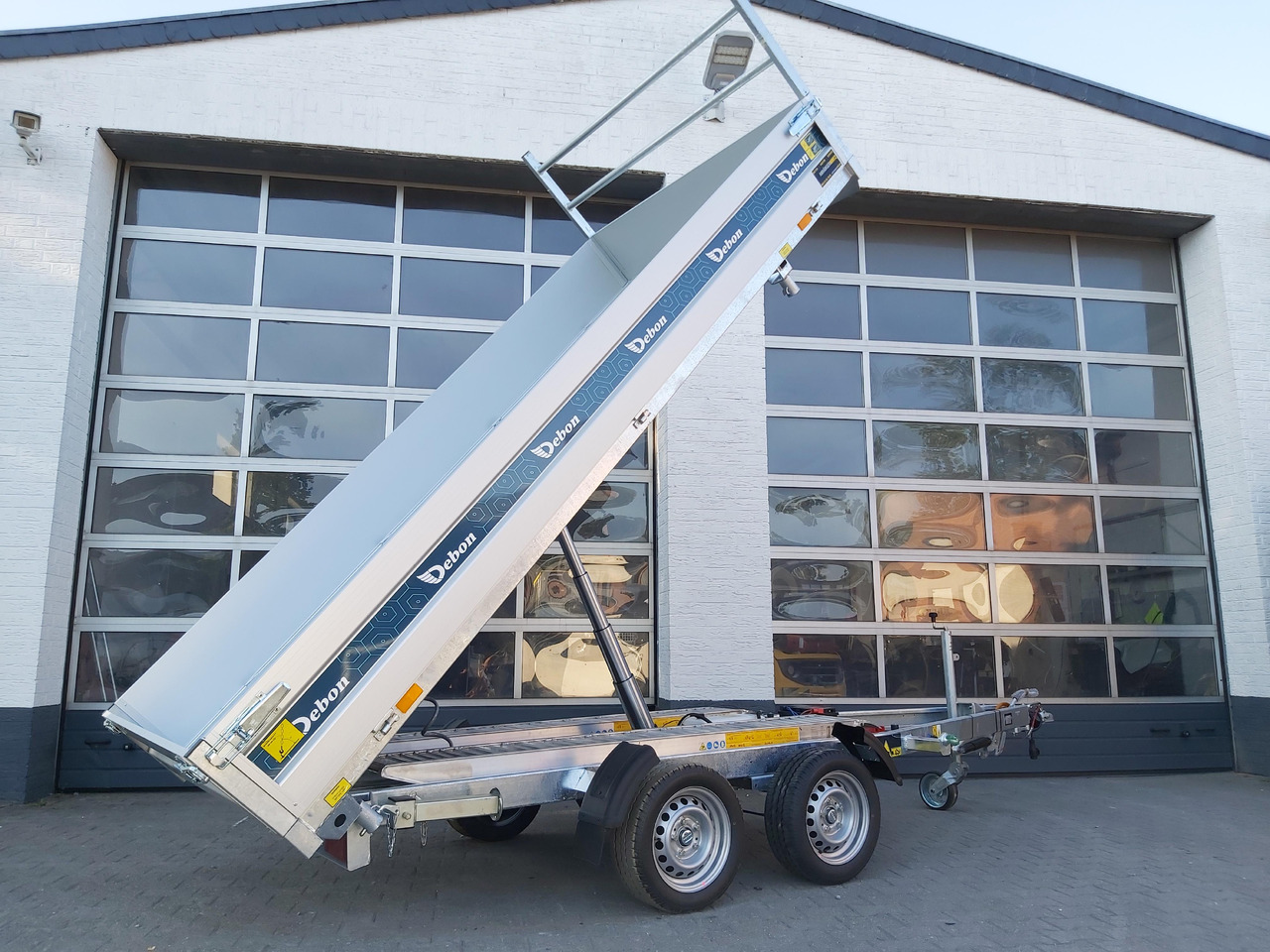 Cheval Liberte Kipper PW 3.6 Elektro Profi Rampen Stützen 360x180x35 3500kg Top Aktion - Rimorchio ribaltabile: foto 2 Cheval Liberte Kipper PW 3.6 Elektro Profi Rampen Stützen 360x180x35 3500kg Top Aktion - Rimorchio ribaltabile: foto 2