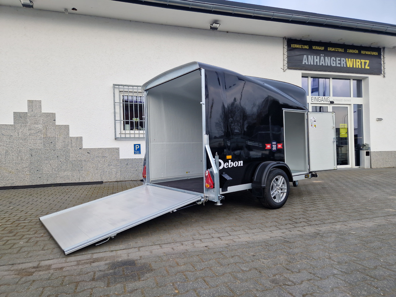 Rimorchio per auto Debon Cargo 1300 300x152x168cm black Seitentür Alufelgen silver Pullman II 100km/H 1300kg Modell 25: foto 12