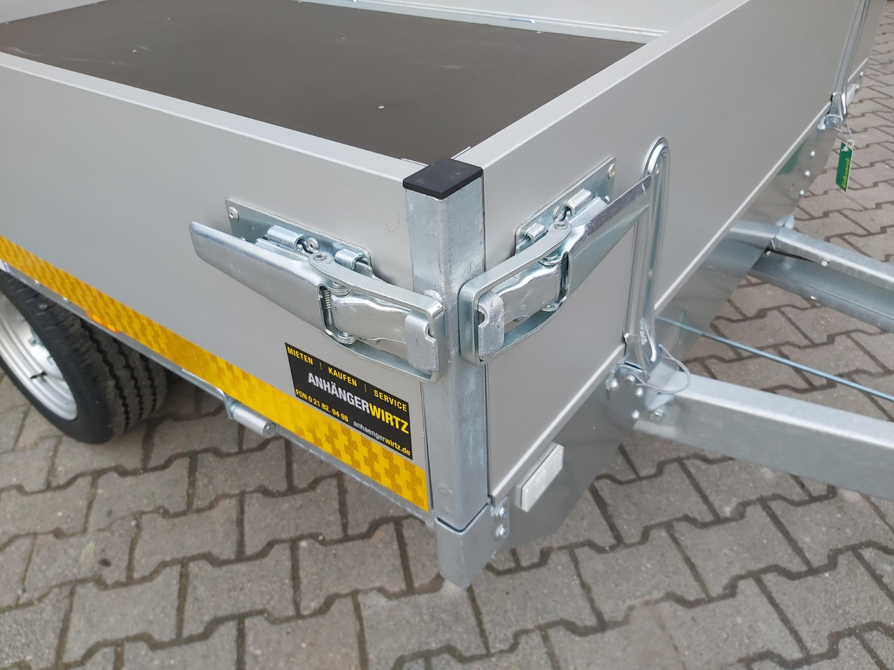 Hochlader light 2314 230x145x30cm Lfh: 63cm (XS) 1500kg - Rimorchio per auto: foto 4 Hochlader light 2314 230x145x30cm Lfh: 63cm (XS) 1500kg - Rimorchio per auto: foto 4