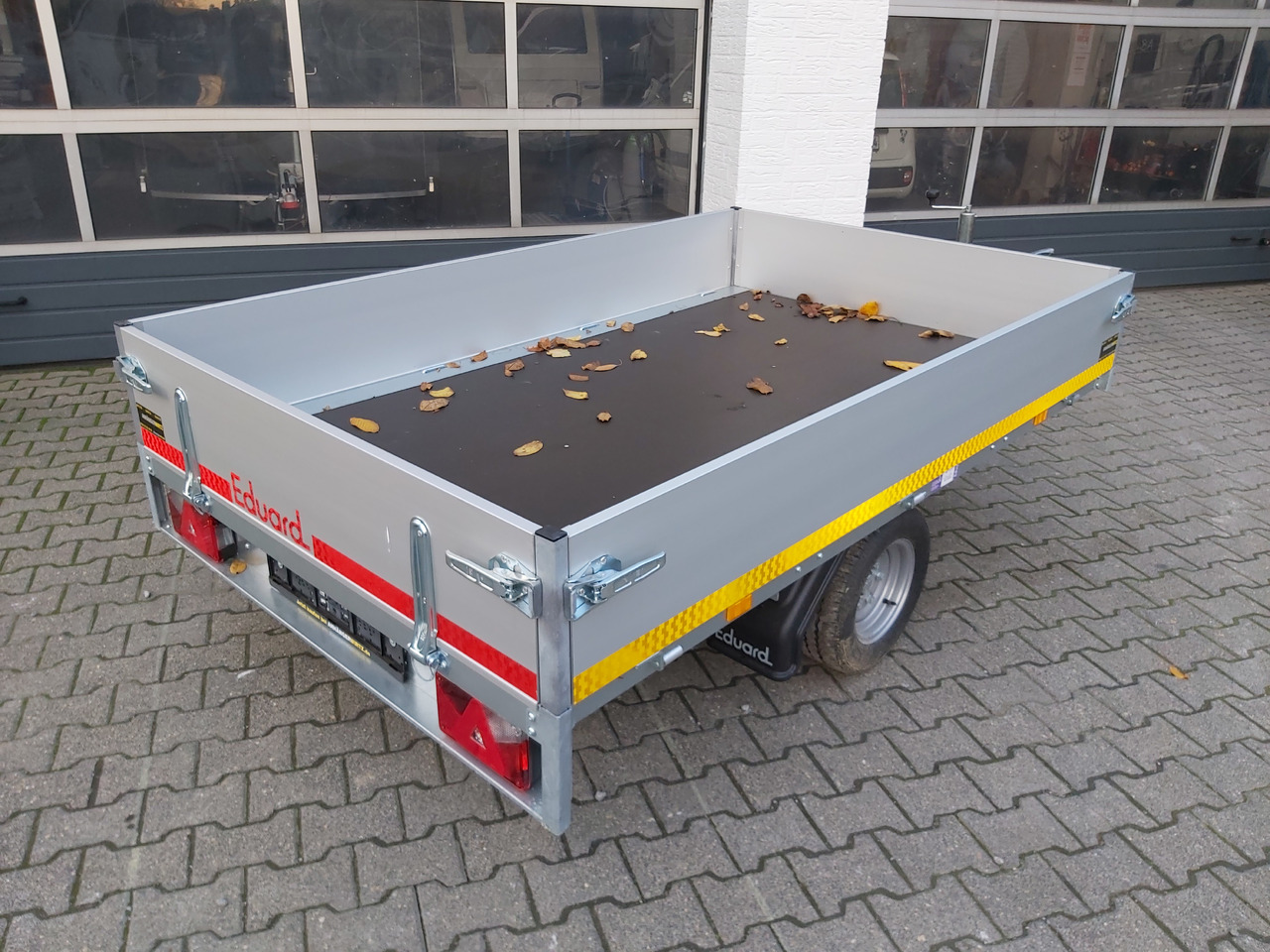 Rimorchio per auto Hochlader light 2514 250x145x30cm Lfh 56cm (S) 1500kg online Aktion: foto 7 Rimorchio per auto Hochlader light 2514 250x145x30cm Lfh 56cm (S) 1500kg online Aktion: foto 7