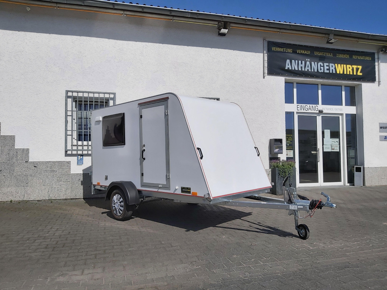 Caravan Kargo Camp TFS S Midi 320x150x150cm aero LUX Bett Fenster Seitentür Dachluke Strom 750kg Bremse 2024: foto 17