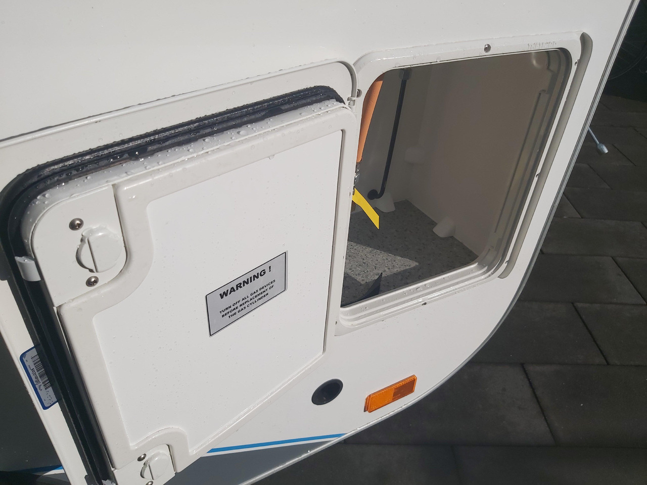 Caravan Mini Camper Mini Tommy TMC25 252x140x121cm aero V1 Küche 12V/230V 100km/H 750kg gebremst Modell 24: foto 10
