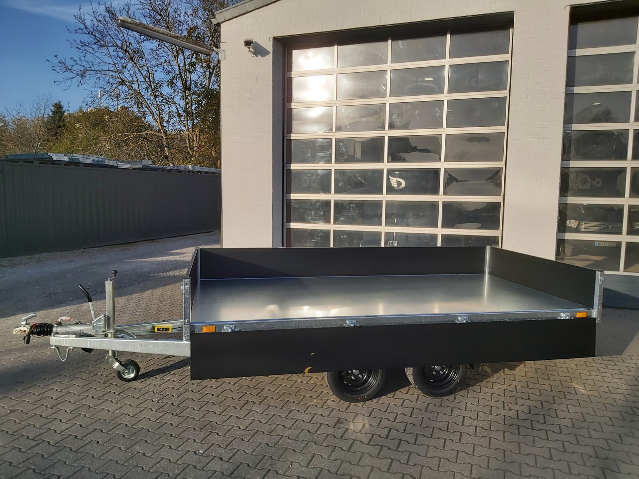 Saris Kipper K3 356 184 3500 2 E 356x184x35cm black edition Elektro Rampen Stützen (L) 3500kg - Rimorchio ribaltabile: foto 2 Saris Kipper K3 356 184 3500 2 E 356x184x35cm black edition Elektro Rampen Stützen (L) 3500kg - Rimorchio ribaltabile: foto 2