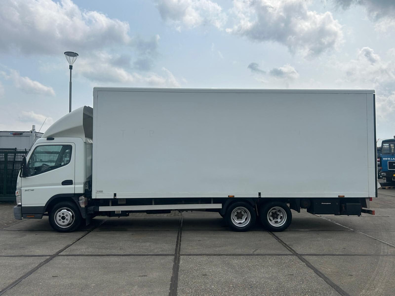 Mitsubishi Fuso CANTER 3C15 - Autocarro furgonato: foto 2 Mitsubishi Fuso CANTER 3C15 - Autocarro furgonato: foto 2