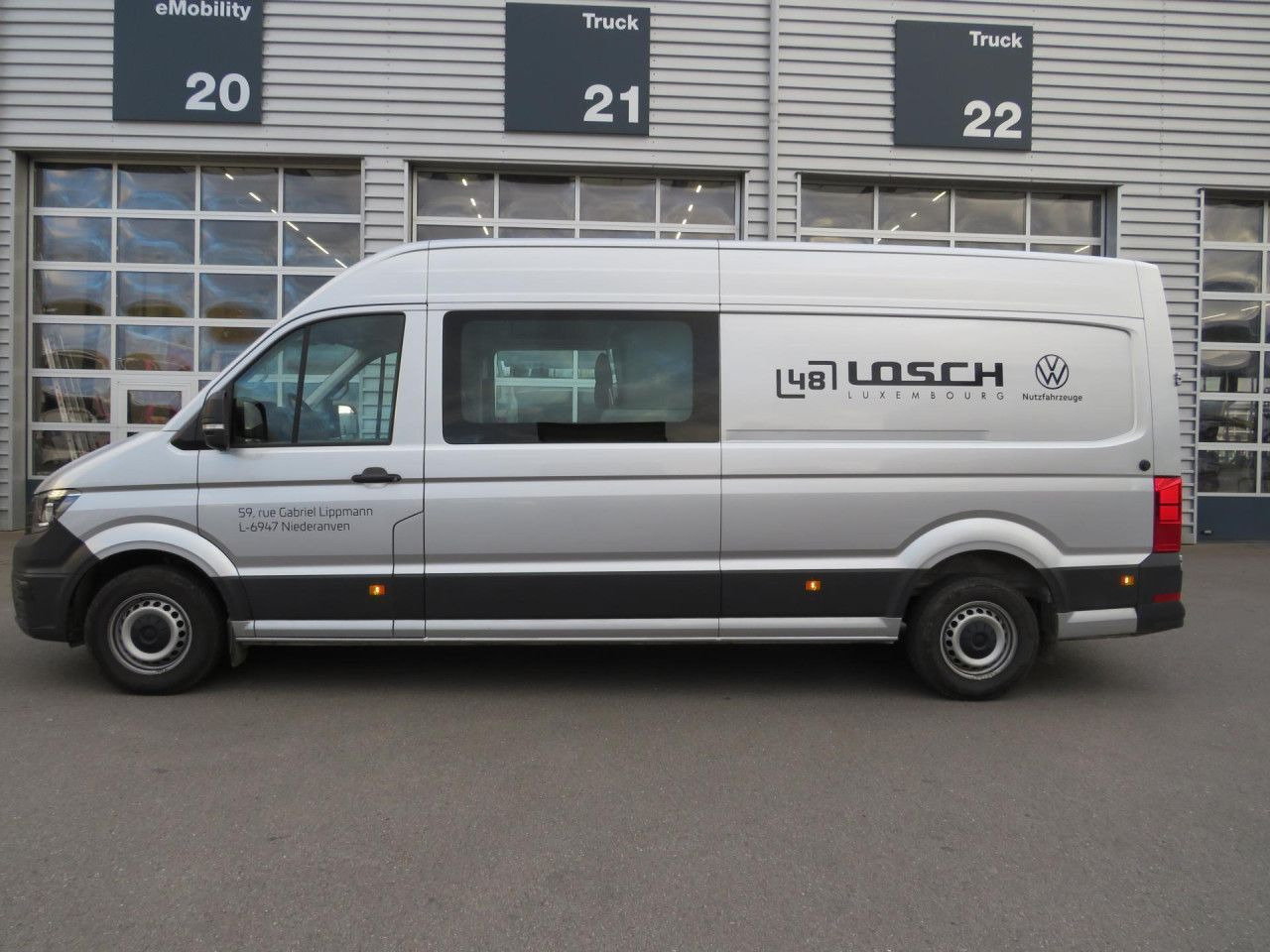 Volkswagen Crafter 35 L4H3 Doka Kasten Volkswagen Crafter 35 L4H3 Doka Kasten Klima AHK Navi ZV - Furgone chiuso, Furgone doppia cabina: foto 3 Volkswagen Crafter 35 L4H3 Doka Kasten Volkswagen Crafter 35 L4H3 Doka Kasten Klima AHK Navi ZV - Furgone chiuso, Furgone doppia cabina: foto 3