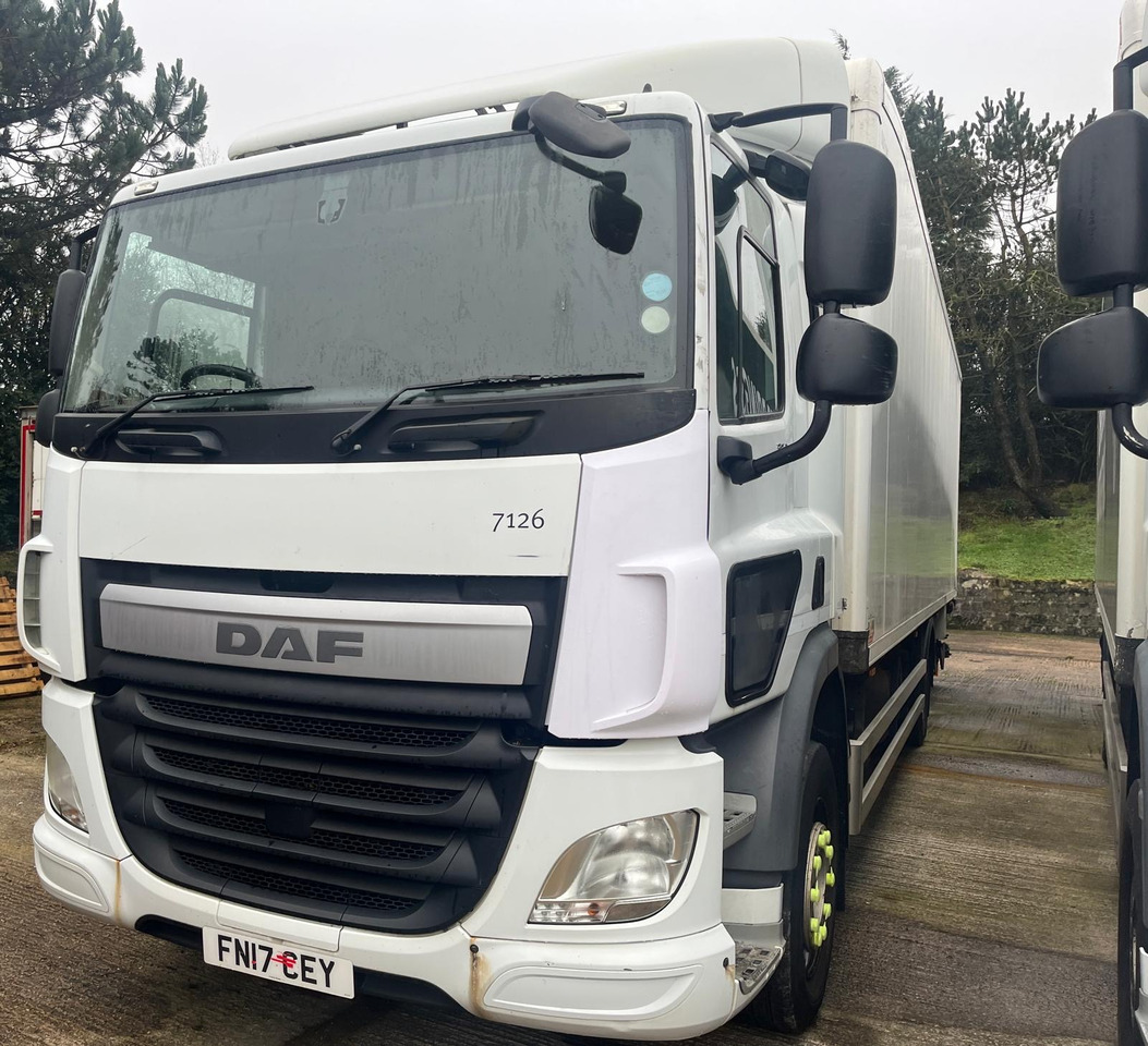 DAF CF 330 - Furgone box: foto 2 DAF CF 330 - Furgone box: foto 2