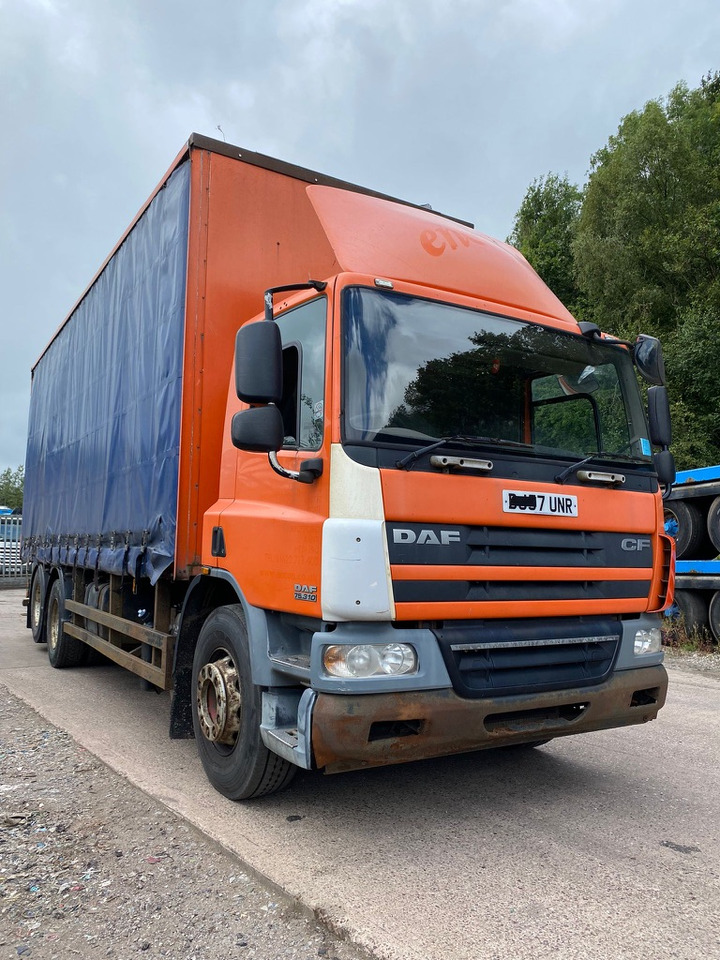 Daf 75 CF 310 6X2 Curtain side - Camion centinato: foto 2 Daf 75 CF 310 6X2 Curtain side - Camion centinato: foto 2