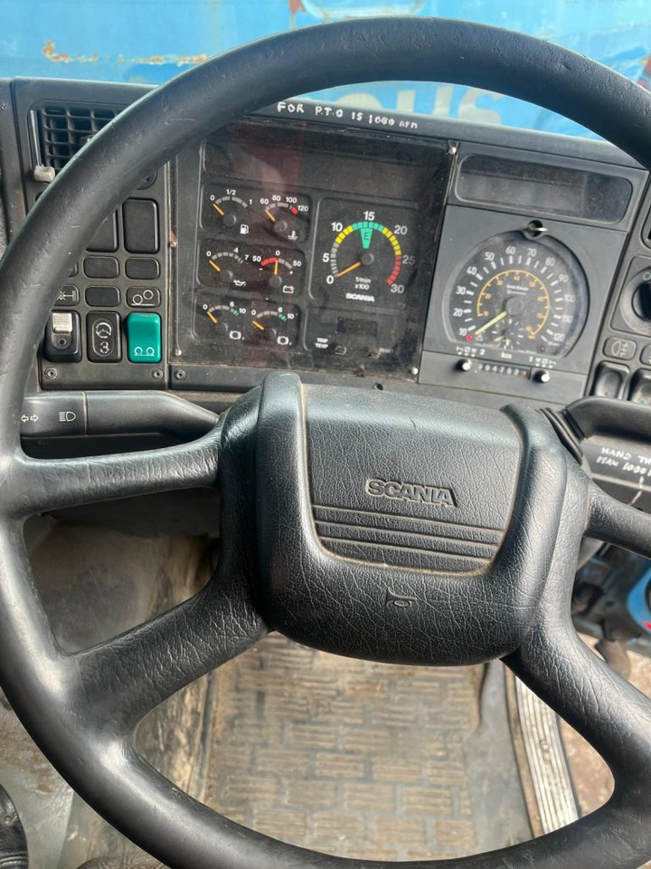 Autocarro ribaltabile Scania 94D 260 6x2 Rigid: foto 10