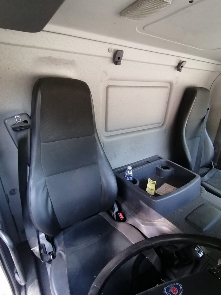 Scania P230 4x2 Box Van - Furgone box: foto 5 Scania P230 4x2 Box Van - Furgone box: foto 5
