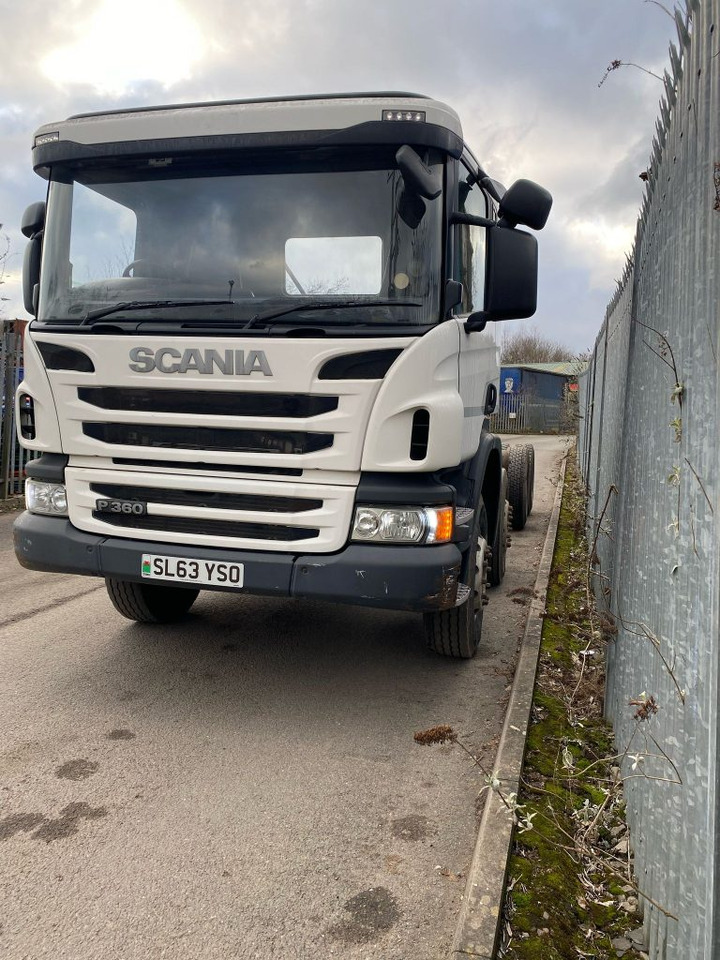 Scania P360 8x4 Chassis Cab - Autocarro telaio: foto 2 Scania P360 8x4 Chassis Cab - Autocarro telaio: foto 2
