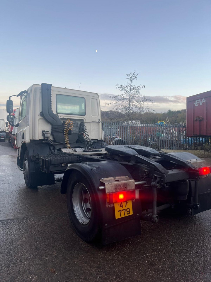 DAF 75 310 - Trattore stradale: foto 2 DAF 75 310 - Trattore stradale: foto 2