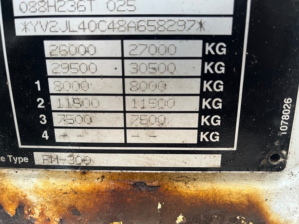 Volvo FM9 300 Euro 4 - Furgone box: foto 5 Volvo FM9 300 Euro 4 - Furgone box: foto 5