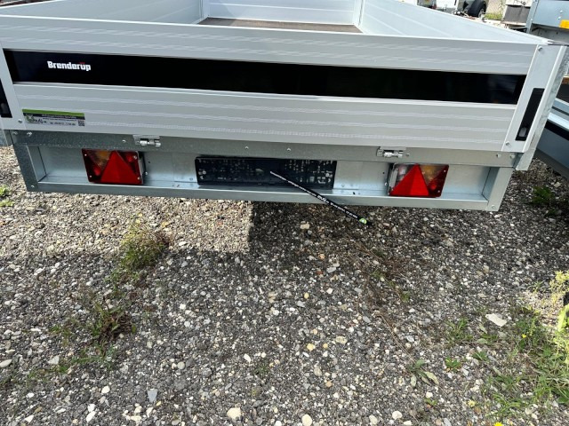 Brenderup 5375ATB2500 Alu Hochlader, 2,5 to. 3750 x 1800 x 330 mm - Rimorchio per auto: foto 5 Brenderup 5375ATB2500 Alu Hochlader, 2,5 to. 3750 x 1800 x 330 mm - Rimorchio per auto: foto 5