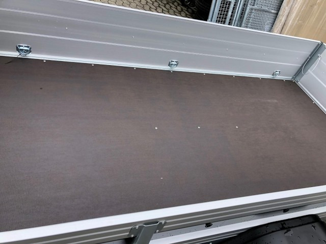 Brenderup Tieflader 2260A Alu, 1,3 to. 2580x1280x400mm - Rimorchio per auto: foto 4 Brenderup Tieflader 2260A Alu, 1,3 to. 2580x1280x400mm - Rimorchio per auto: foto 4