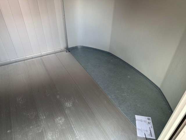 Cheval Liberte Debon Roadster 900 Alu + Türe 3500 kg, 100 km/h, 495x202x202cm - Rimorchio furgonato: foto 5 Cheval Liberte Debon Roadster 900 Alu + Türe 3500 kg, 100 km/h, 495x202x202cm - Rimorchio furgonato: foto 5