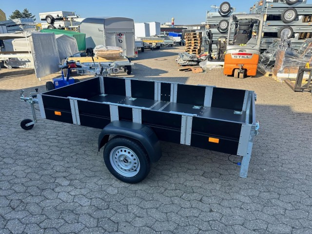 Faltos Blackline, 750 kg, 2420 x 1240 x 300 mm - Rimorchio per auto: foto 1 Faltos Blackline, 750 kg, 2420 x 1240 x 300 mm - Rimorchio per auto: foto 1