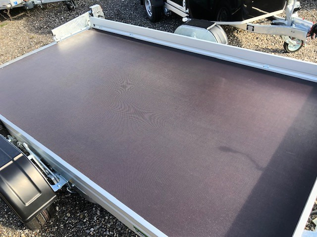 Humbaur Absenkanhänger HKT 183117 S, 3100 x 1765 x 150 mm, 1,8 to. - Rimorchio per auto: foto 5 Humbaur Absenkanhänger HKT 183117 S, 3100 x 1765 x 150 mm, 1,8 to. - Rimorchio per auto: foto 5