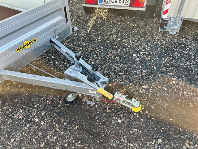 Humbaur HA 132513 mit KV und Holz-Alu Deckel, 1300 kg, 2510 x 1310 x 550mm - Rimorchio per auto: foto 2 Humbaur HA 132513 mit KV und Holz-Alu Deckel, 1300 kg, 2510 x 1310 x 550mm - Rimorchio per auto: foto 2