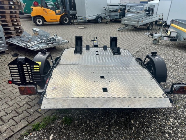 Lorries Motorradanhänger MT-2, 0,75 to. 240 x 174 cm, Alufelgen - Rimorchio per moto: foto 5 Lorries Motorradanhänger MT-2, 0,75 to. 240 x 174 cm, Alufelgen - Rimorchio per moto: foto 5
