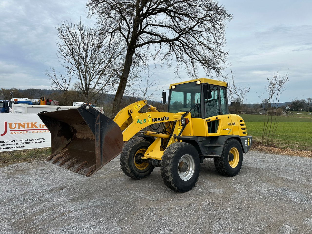 KOMATSU WA 85 3 - Pala gommata: foto 1 KOMATSU WA 85 3 - Pala gommata: foto 1