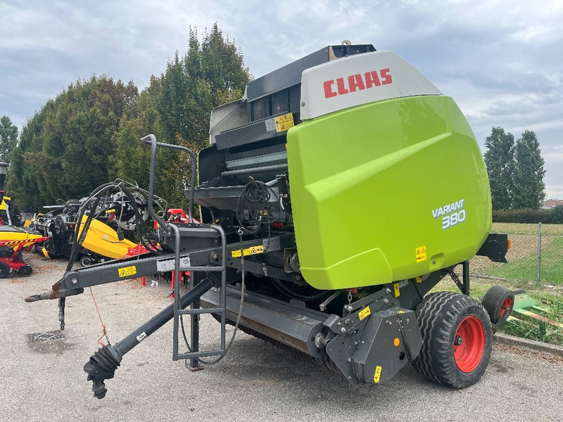 Claas Variant 380 - Rotopressa: foto 4 Claas Variant 380 - Rotopressa: foto 4