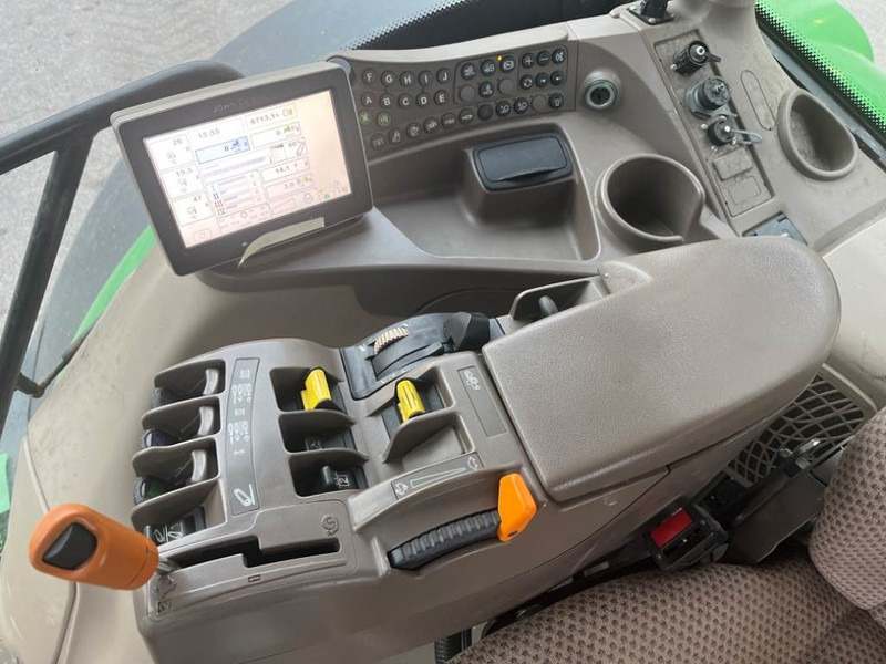 Leasing di John Deere 6210 R AutoPower John Deere 6210 R AutoPower: foto 14