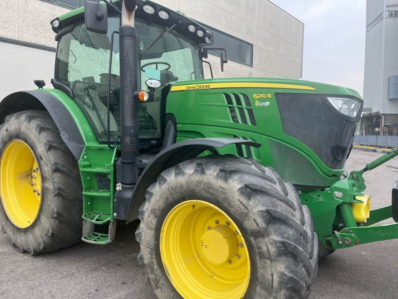 John Deere 6210 R AutoPower - Trattore: foto 3 John Deere 6210 R AutoPower - Trattore: foto 3