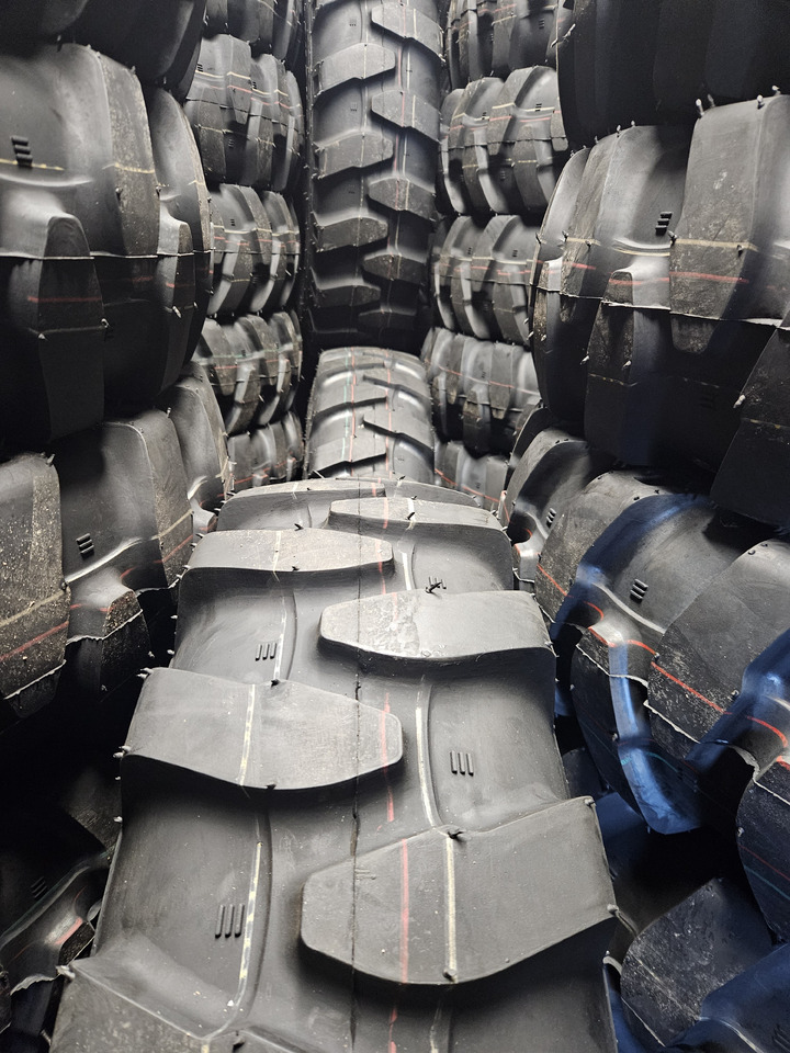 Armour TI300 10.00-20 - Pneumatico per Escavatore gommato: foto 4 Armour TI300 10.00-20 - Pneumatico per Escavatore gommato: foto 4