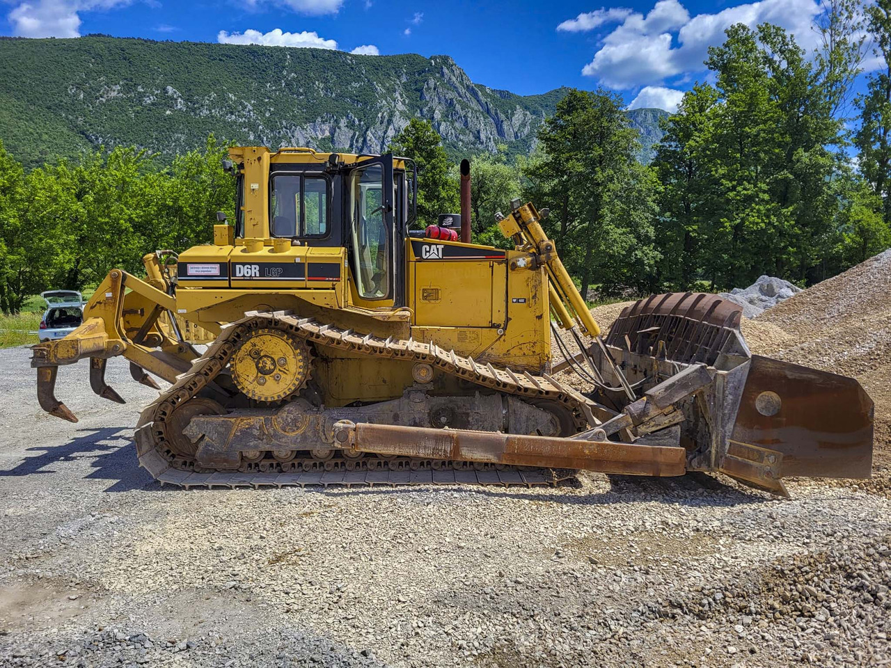 Bulldozer CATERPILLAR D6R: foto 9
