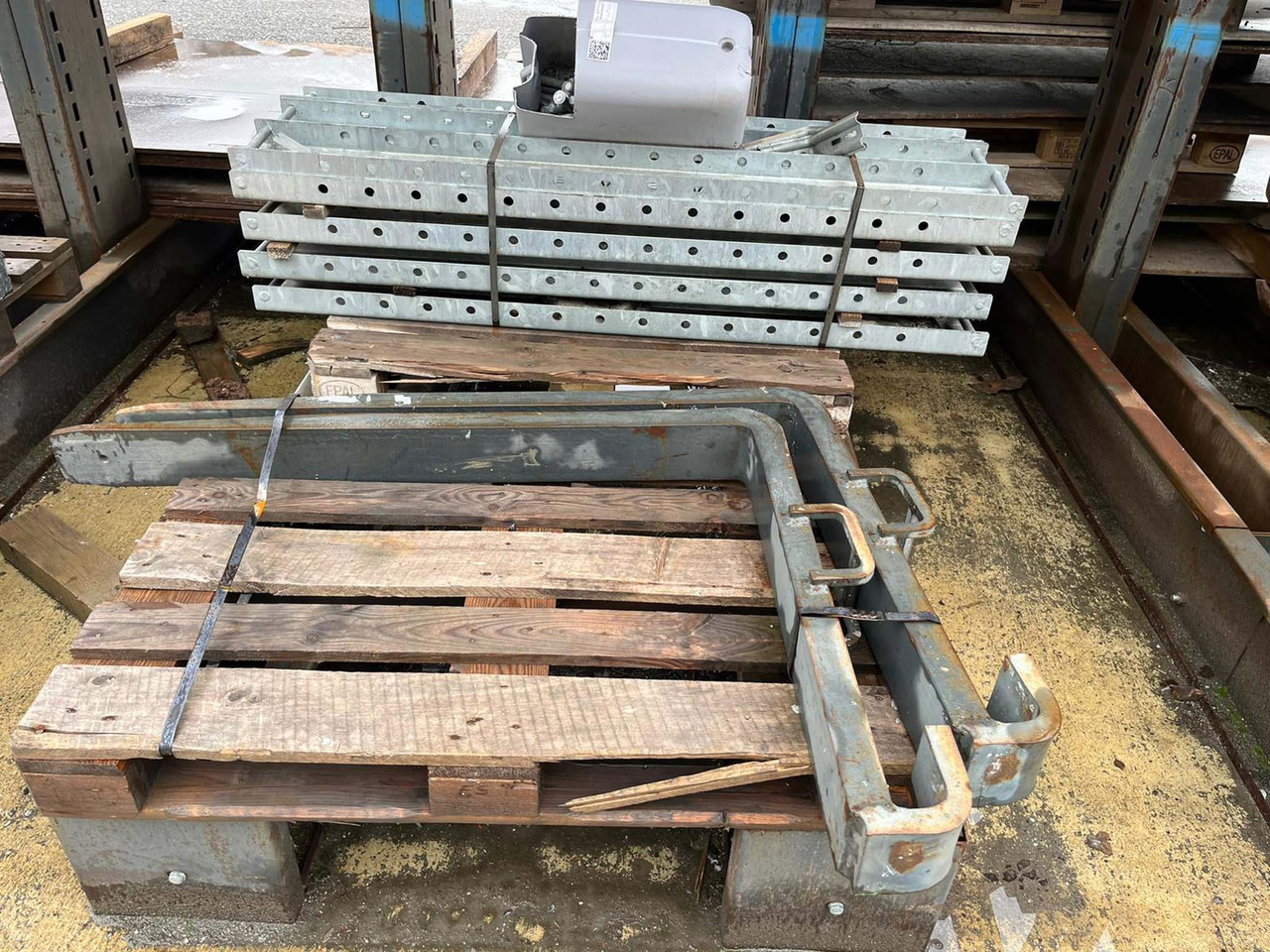 Dieci Pegasus 50.21 - Pala gommata telescopica: foto 5 Dieci Pegasus 50.21 - Pala gommata telescopica: foto 5