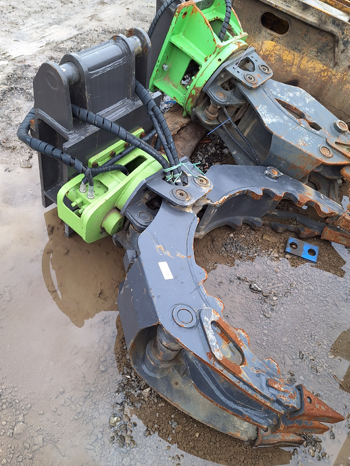 Grab BGS 04 for 8-12 ton excavators - Benna a polipo per Escavatore: foto 2 Grab BGS 04 for 8-12 ton excavators - Benna a polipo per Escavatore: foto 2