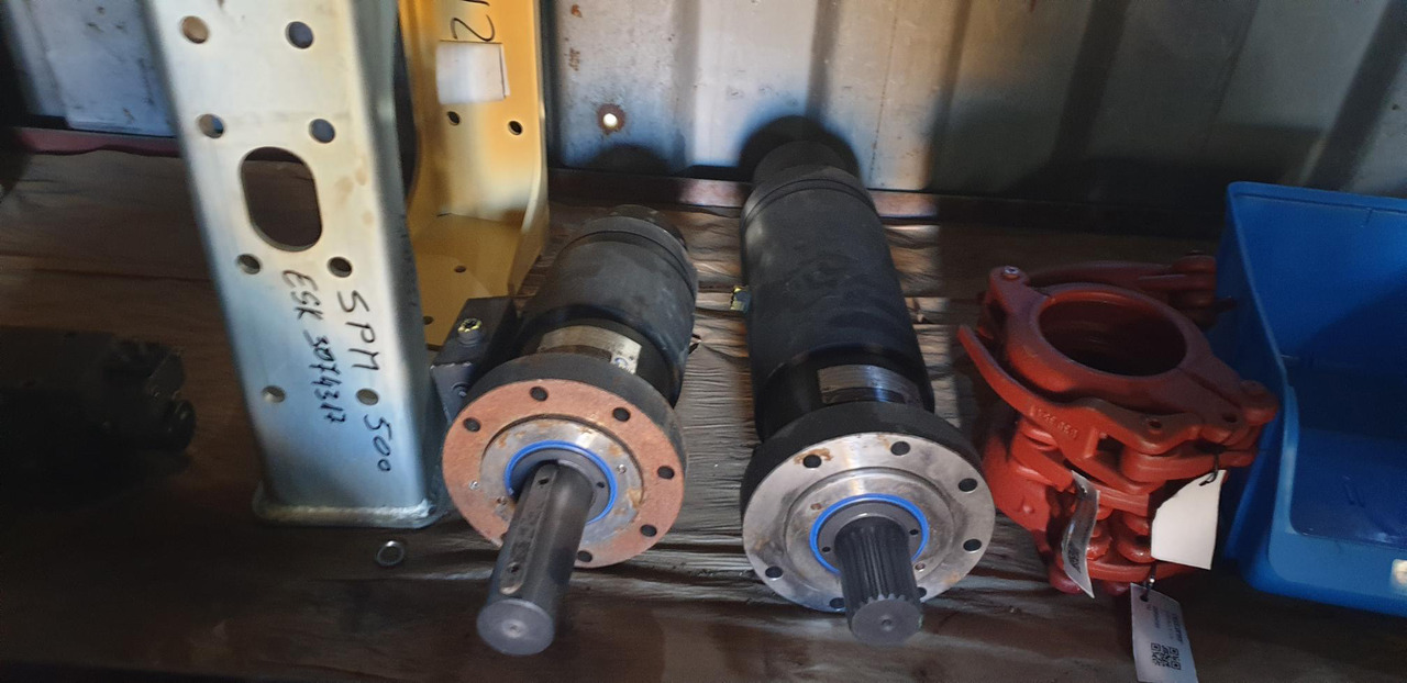 HKS DA--H 80 360º for PUTZMEISTER SPM 500 ESK1602791 for Putzmeister SPM 500 roadheader - Motore idraulico: foto 1 HKS DA--H 80 360º for PUTZMEISTER SPM 500 ESK1602791 for Putzmeister SPM 500 roadheader - Motore idraulico: foto 1