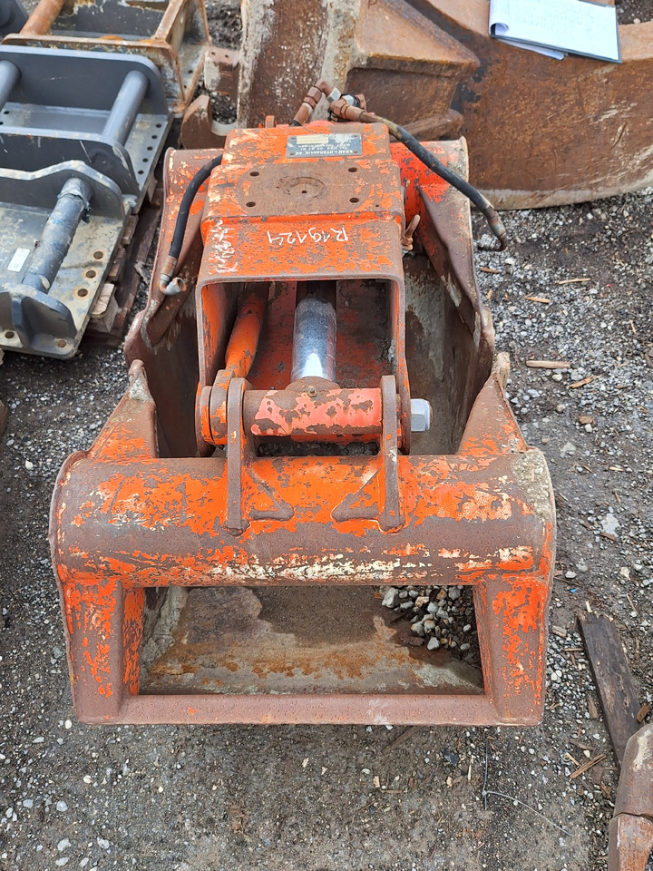Kran Hydraulik BG 21 - Benna a polipo per Escavatore: foto 4 Kran Hydraulik BG 21 - Benna a polipo per Escavatore: foto 4