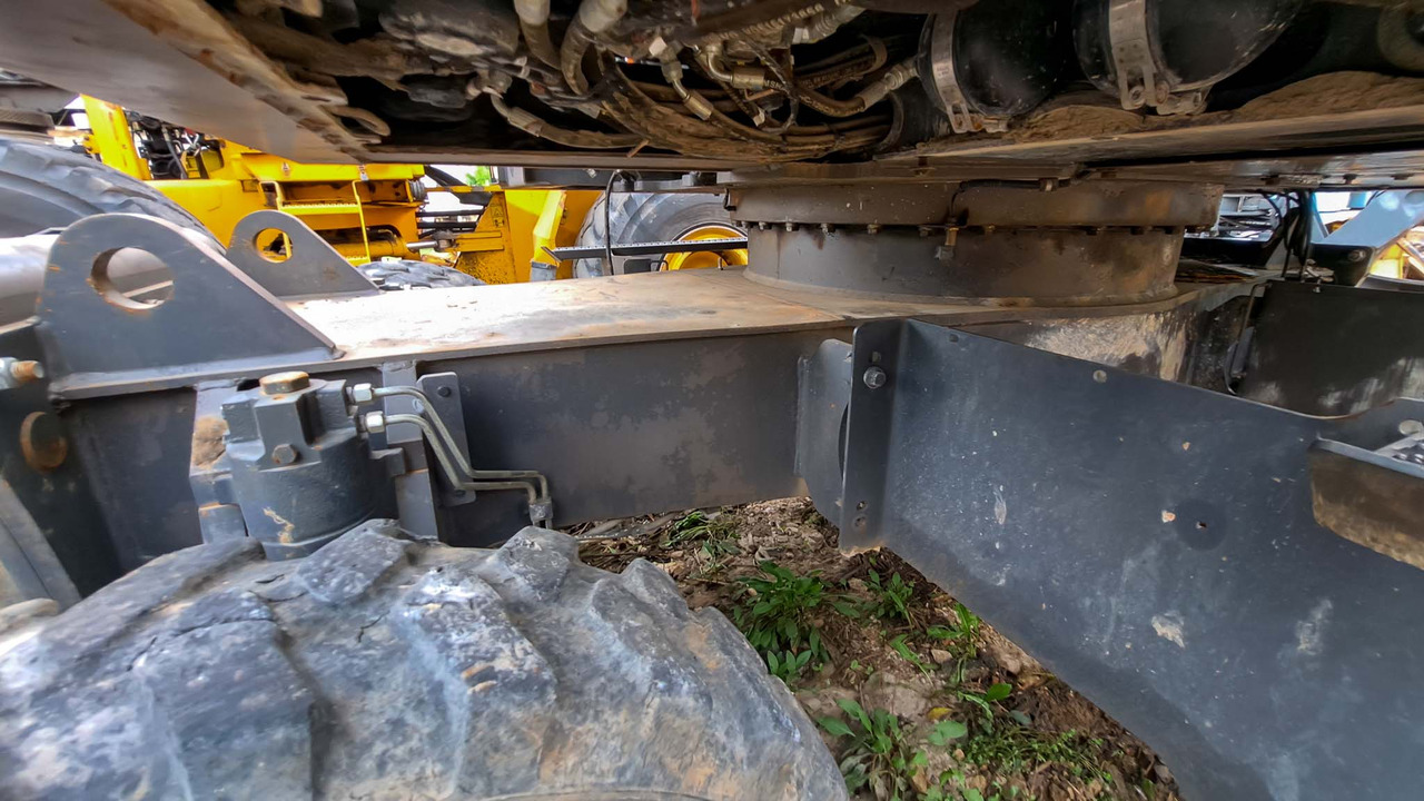 Escavatore gommato VOLVO EWR150E: foto 42
