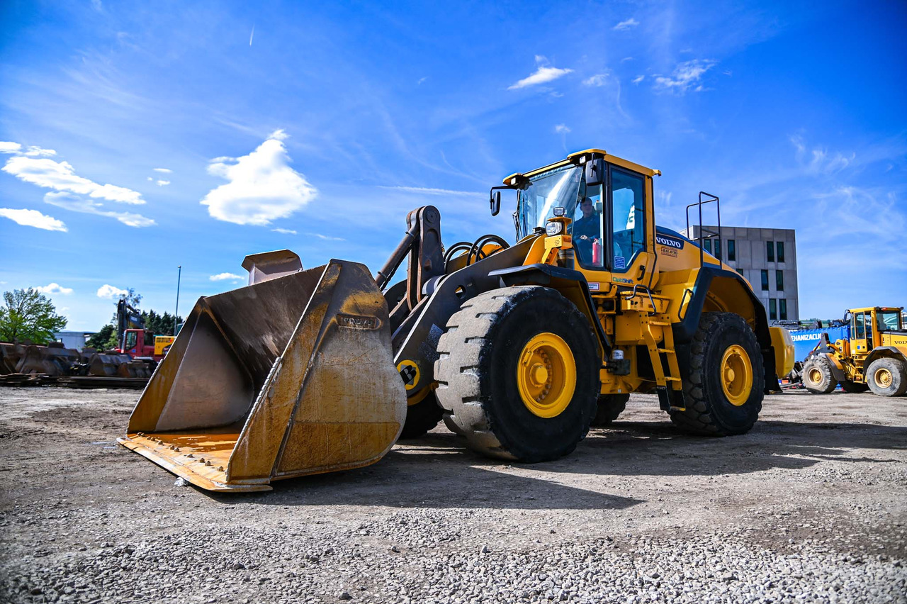 VOLVO L180H - Pala gommata: foto 1 VOLVO L180H - Pala gommata: foto 1