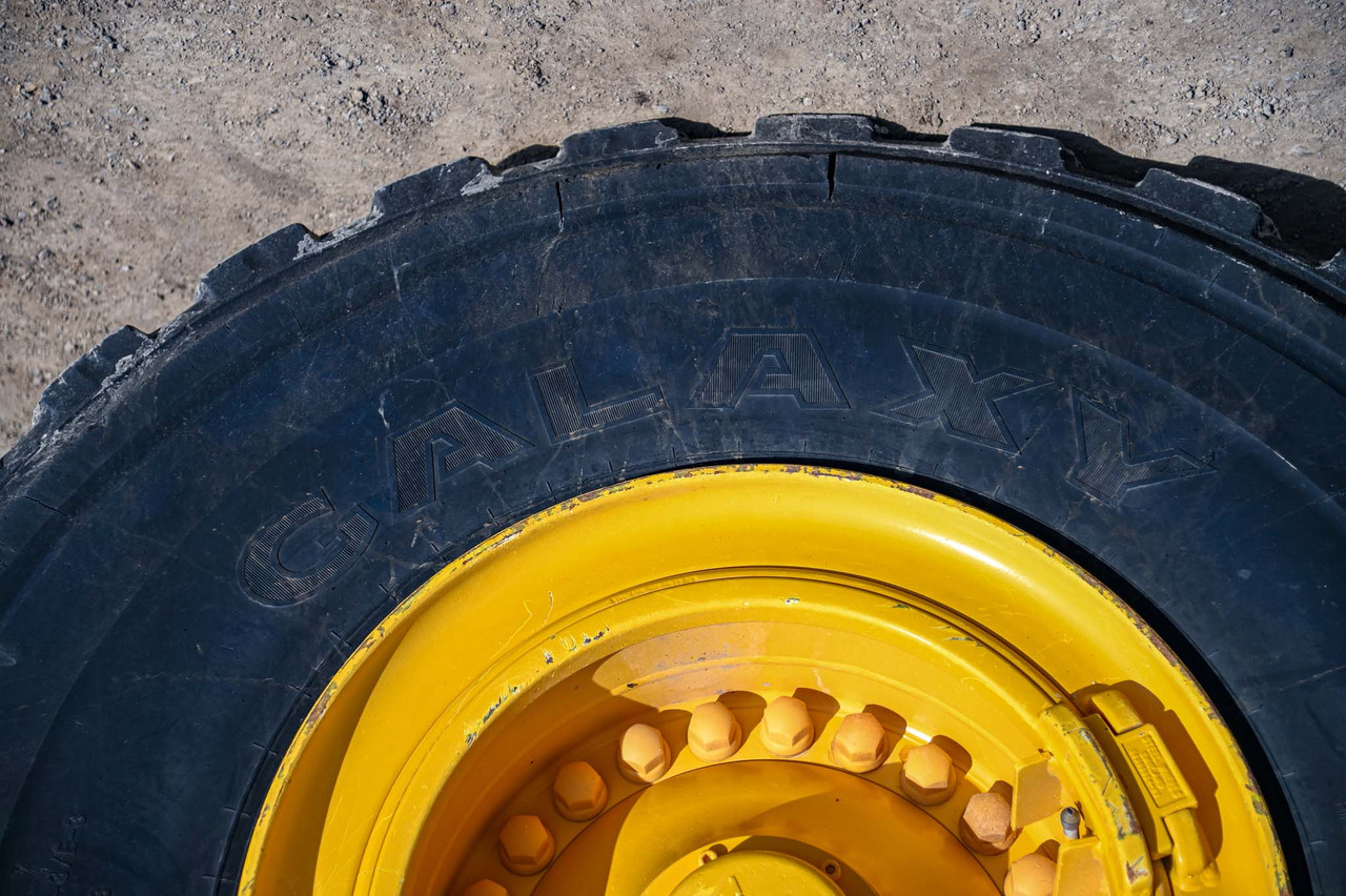 Pala gommata VOLVO L180H: foto 22