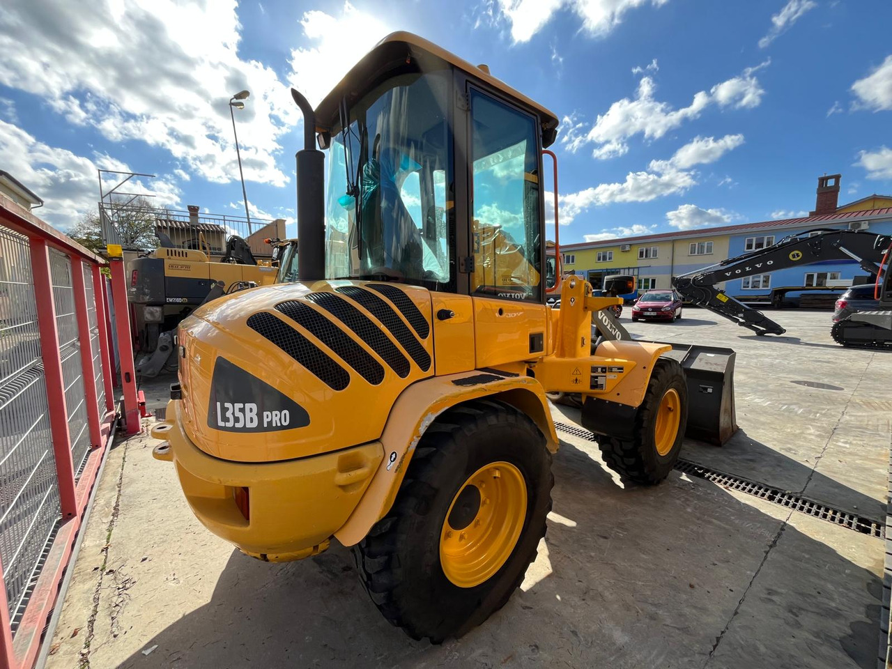 VOLVO L35B - Pala gommata: foto 4 VOLVO L35B - Pala gommata: foto 4