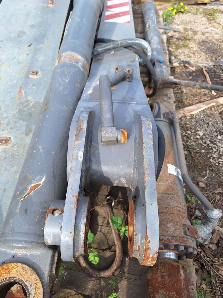 Volvo 14606854 Volvo EC210C - Braccio per Escavatore: foto 5 Volvo 14606854 Volvo EC210C - Braccio per Escavatore: foto 5