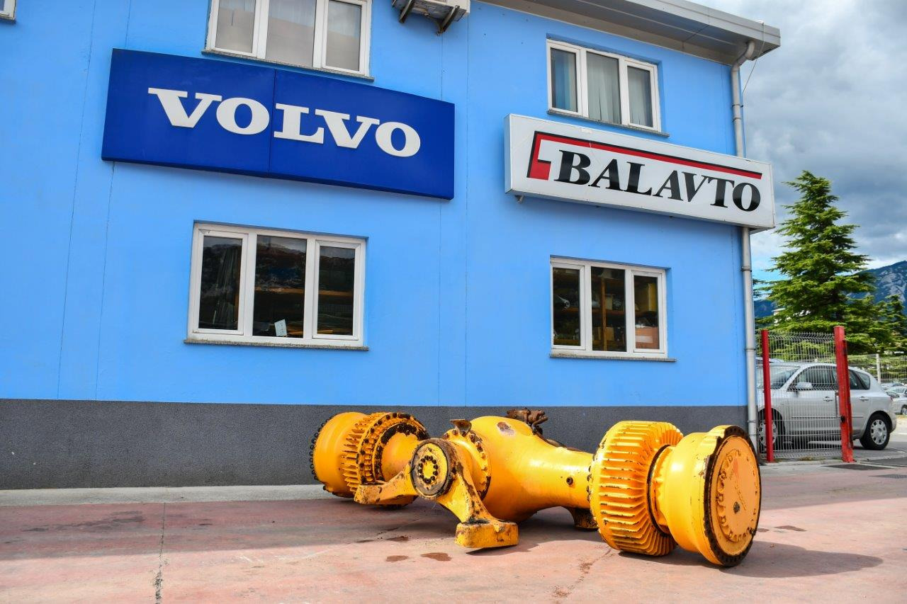 Volvo L350F - Assali e ricambi per Pala gommata: foto 1 Volvo L350F - Assali e ricambi per Pala gommata: foto 1