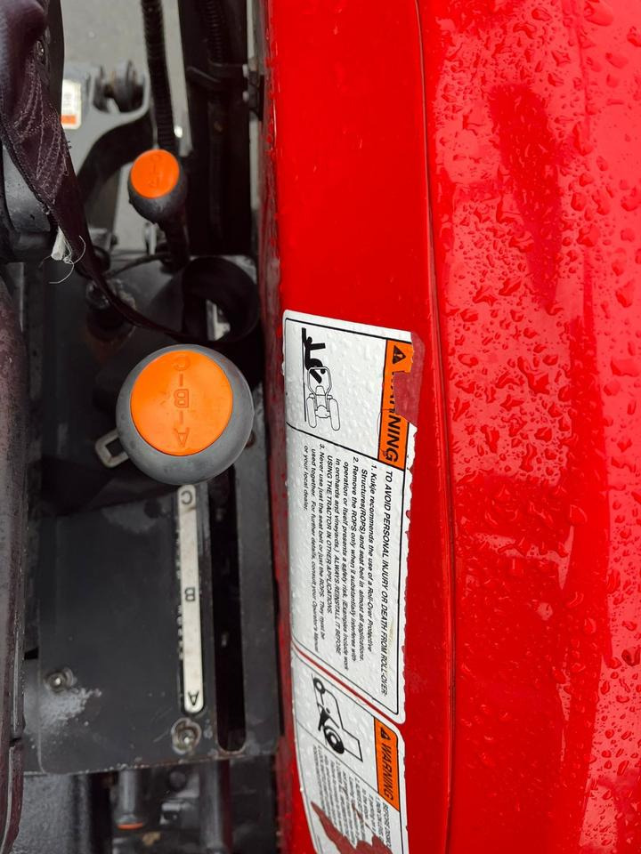 Trattore piccolo Branson F50RN Traktor, Frontlader, wenig Stunden, Fronthydraulik: foto 6 Trattore piccolo Branson F50RN Traktor, Frontlader, wenig Stunden, Fronthydraulik: foto 6