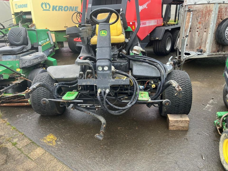 John Deere Spindelmäher, Großflächenmäher 2243, 2500A, 3235C - Tagliaerba: foto 5 John Deere Spindelmäher, Großflächenmäher 2243, 2500A, 3235C - Tagliaerba: foto 5