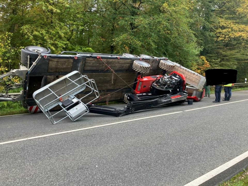 Manitou Arbeitsbühne 180 ATJ Unfallschaden Teleskopbühne - Piattaforma articolata: foto 1 Manitou Arbeitsbühne 180 ATJ Unfallschaden Teleskopbühne - Piattaforma articolata: foto 1