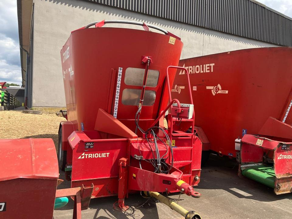 Trioliet Futtermischwagen Solomix 2 1600 Förderband vorne - Carro miscelatore: foto 2 Trioliet Futtermischwagen Solomix 2 1600 Förderband vorne - Carro miscelatore: foto 2