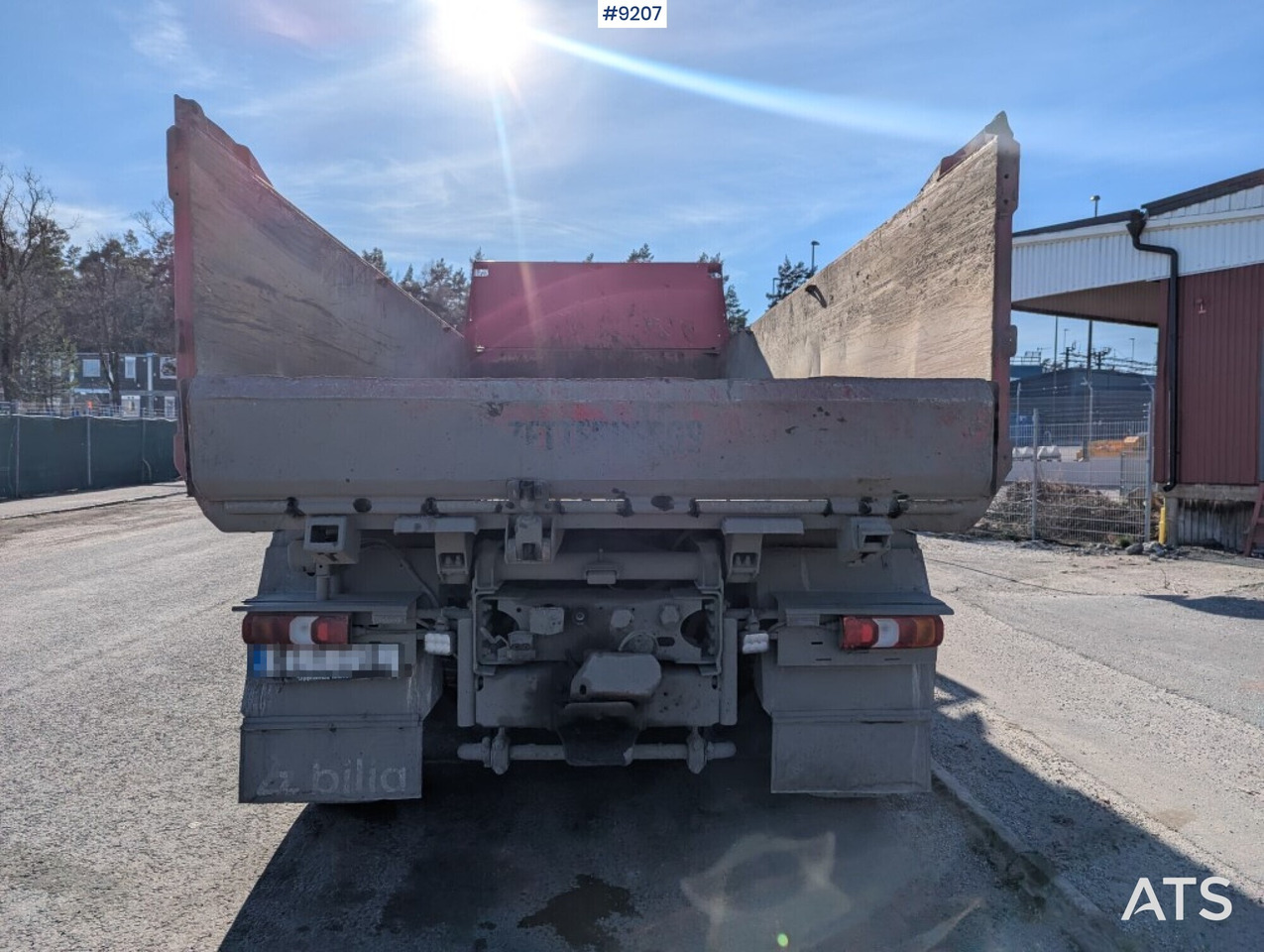 Dump / tipper truck Mercedes Benz Arocs 3253 8X4 - Autocarro ribaltabile: foto 4 Dump / tipper truck Mercedes Benz Arocs 3253 8X4 - Autocarro ribaltabile: foto 4