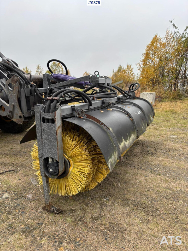 Holms Sweeper Large BM - Spazzola: foto 1 Holms Sweeper Large BM - Spazzola: foto 1