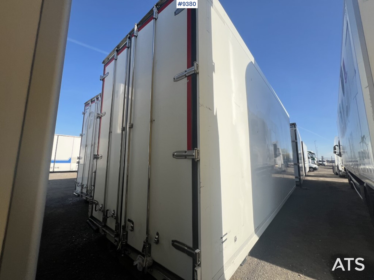 Refrigerated trailer cabinet Ekeri - Cassa frigo: foto 1 Refrigerated trailer cabinet Ekeri - Cassa frigo: foto 1