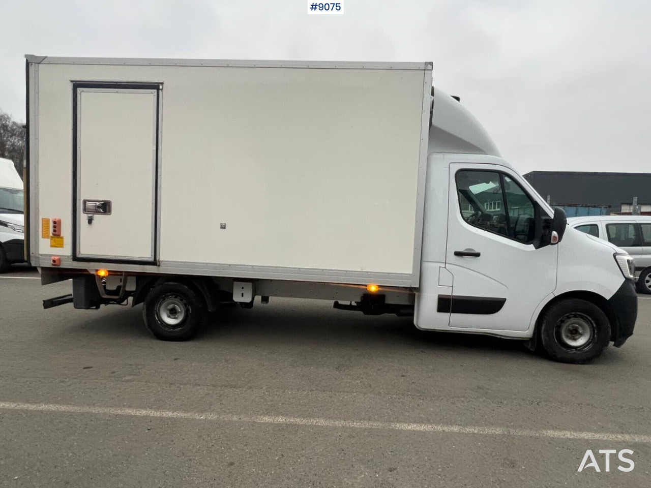Refrigerated truck - Renault Master - Furgone frigo: foto 2 Refrigerated truck - Renault Master - Furgone frigo: foto 2