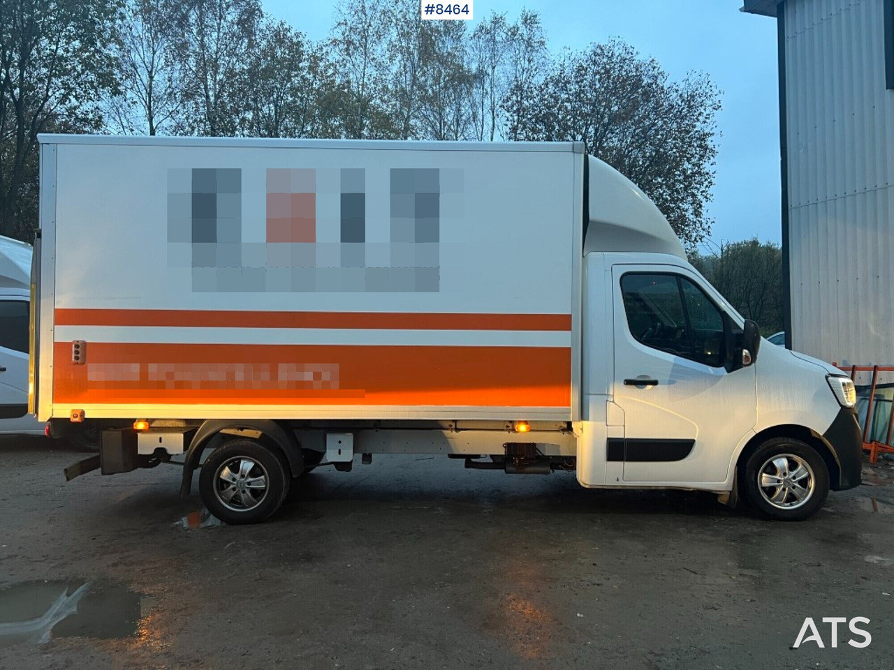 Renault master with tail lift - Furgone box: foto 2 Renault master with tail lift - Furgone box: foto 2