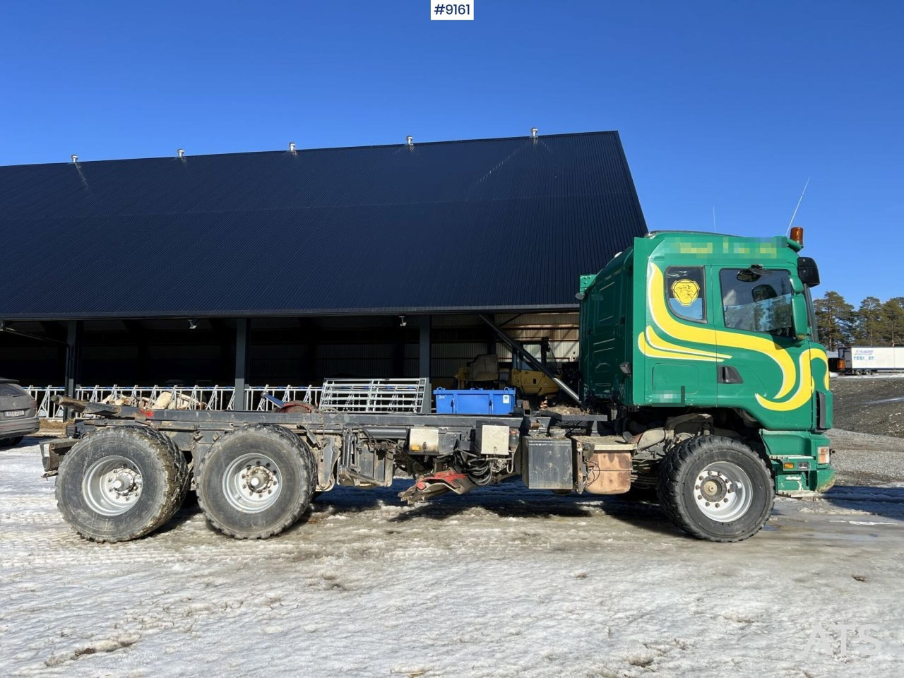 Scania R124 with cameleont quick lock, underbite and plow attachments - Autocarro telaio: foto 3 Scania R124 with cameleont quick lock, underbite and plow attachments - Autocarro telaio: foto 3