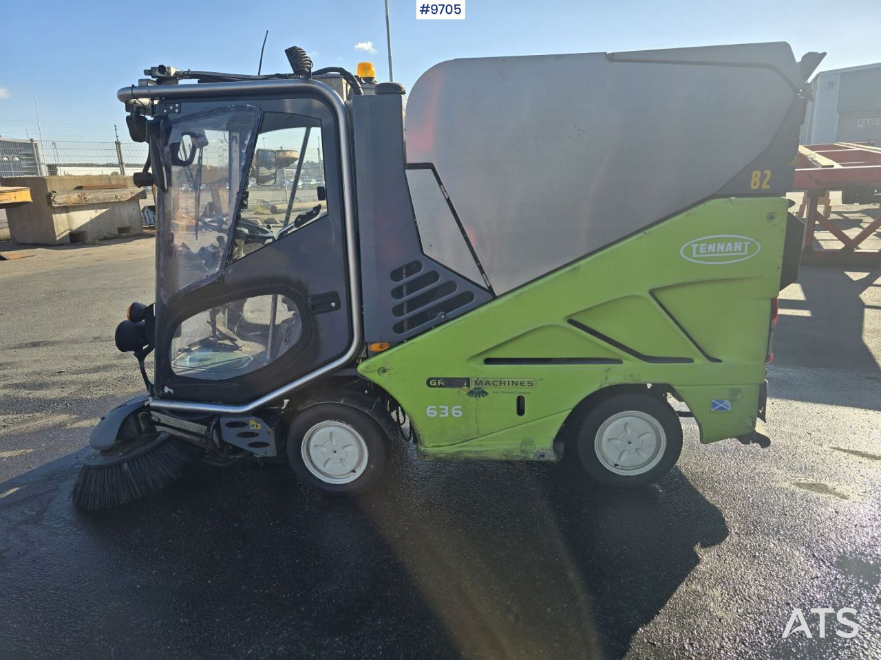 Sweeper - Tennant 636 (SEE VIDEO) - Spazzatrice stradale: foto 2 Sweeper - Tennant 636 (SEE VIDEO) - Spazzatrice stradale: foto 2